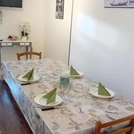 Charmante Maison Au Coeur De Avec Wifi - Fr-1-497-260 度假居 Carrouges